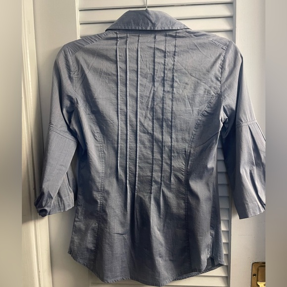 Stunning DanHen Vintage European Made Tailored Blouse Slight Stretch & Sheen S 6 - Picture 4 of 6